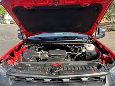 2021 Chevrolet Silverado 2500HD GLASS TRUCK  Silverado 2500HD - Photo 12 - Santa Ana, CA 92703