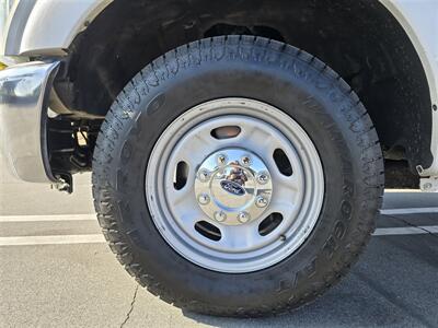 2015 Ford Commercial F-250 Super Duty UTILITY 6.2L GAS,LADDER RACK. - Photo 14 - Santa Ana, CA 92703