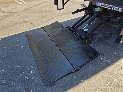2021 ISUZU NPR XD 5.2L DIESEL, 16FT BOX,2500LB LIFT GATE! - Photo 13 - Santa Ana, CA 92703
