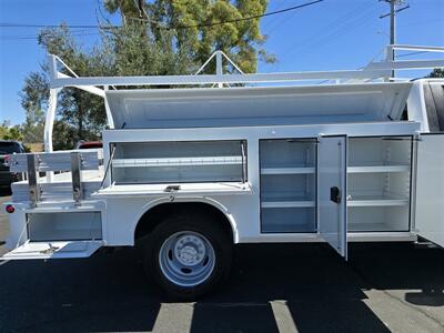 2018 Ford F550 XL UTILITY SERVICE 6.7L DIESEL,  ONLY 83K MILES! - Photo 2 - Santa Ana, CA 92703