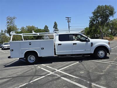 2022 Ford F-350 Super Duty XL  UTILITY,6.7L DIESEL! - Photo 4 - Santa Ana, CA 92703