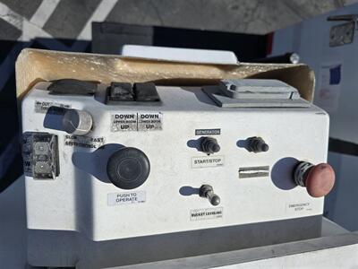 2012 Ford F550 Super Duty XL 6.8L gas,35ft bucket reach,  newer tires,(Ready),. - Photo 14 - Santa Ana, CA 92703