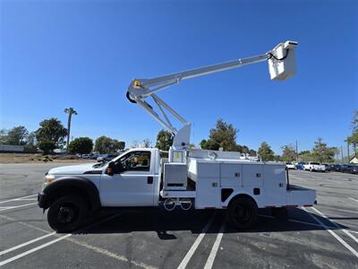 2012 Ford F550 Super Duty XL 6.8L gas,35ft bucket reach,  newer tires,(Ready),. - Photo 23 - Santa Ana, CA 92703