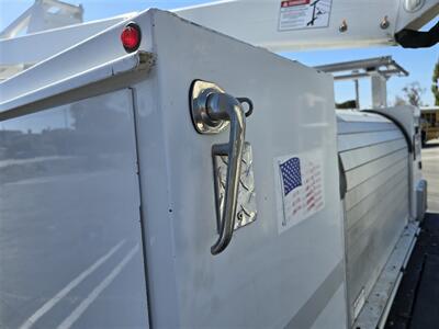 2012 Ford F550 Super Duty XL 6.8L gas,35ft bucket reach,  newer tires,(Ready),. - Photo 17 - Santa Ana, CA 92703