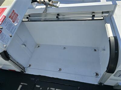 2012 Ford F550 Super Duty XL 6.8L gas,35ft bucket reach,  newer tires,(Ready),. - Photo 15 - Santa Ana, CA 92703