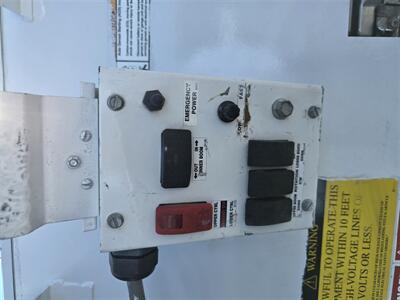 2012 Ford F550 Super Duty XL 6.8L gas,35ft bucket reach,  newer tires,(Ready),. - Photo 13 - Santa Ana, CA 92703