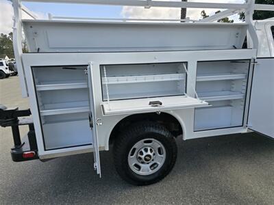 2021 Chevrolet Comm 2500 UTILITY 6.6L GAS, LADDER RACK! - Photo 2 - Santa Ana, CA 92703