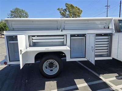 2019 Ford F450 Super duty XL Utility 6.7L Diesel,11ft Scelzi bed,  ONLY 58K MILES! - Photo 2 - Santa Ana, CA 92703