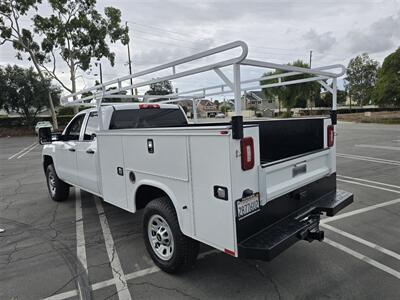 2019 Chevrolet 2500 Work Service Utility,6.0L Gas, 4 new tires,  One owner,ladder rack! - Photo 6 - Santa Ana, CA 92703