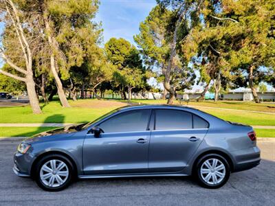 2017 Volkswagen Jetta 1.4T S   - Photo 2 - Santa Ana, CA 92703