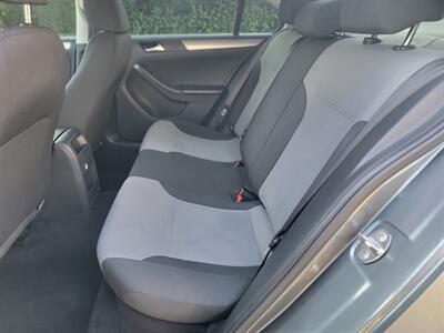 2017 Volkswagen Jetta 1.4T S   - Photo 12 - Santa Ana, CA 92703