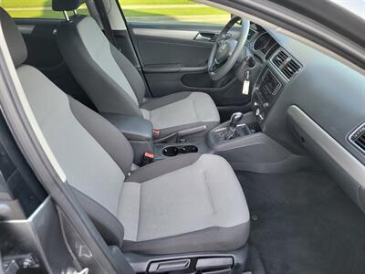 2017 Volkswagen Jetta 1.4T S   - Photo 17 - Santa Ana, CA 92703
