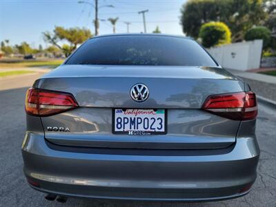 2017 Volkswagen Jetta 1.4T S   - Photo 6 - Santa Ana, CA 92703