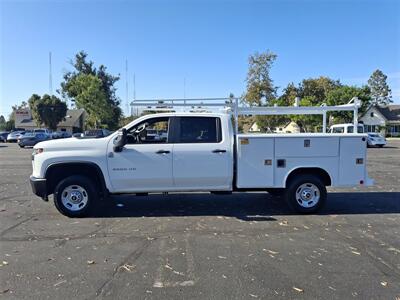 2020 Chevrolet Comm 2500 UTILITY   - Photo 2 - Santa Ana, CA 92703