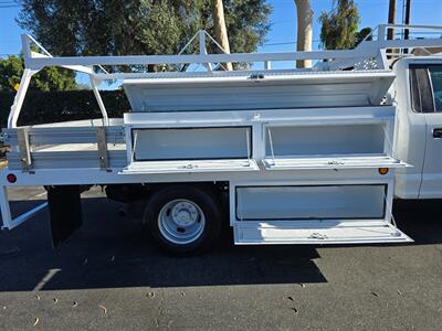 2019 Ford Commercial F-350 Super Duty XL SVC WORK TRK 6.2L FLEX FUEL! - Photo 2 - Santa Ana, CA 92703
