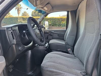 2015 Chevrolet Comm High Cube Van 3500   - Photo 9 - Santa Ana, CA 92703