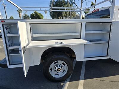 2015 Chevrolet Silverado 2500HD UTILITY 6.0L GAS,LADDER RACK! - Photo 2 - Santa Ana, CA 92703