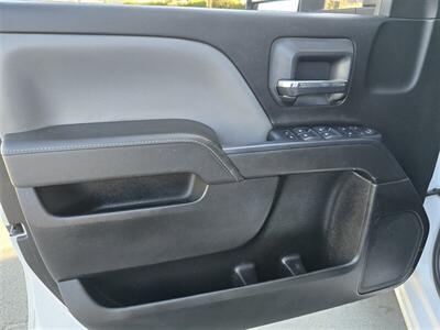 2015 Chevrolet Silverado 2500HD UTILITY 6.0L GAS,LADDER RACK! - Photo 18 - Santa Ana, CA 92703
