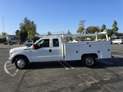 2015 Ford F-350 Super Duty XL Utility 6.2L Gas,(ONLY 57K MILES)! - Photo 6 - Santa Ana, CA 92703