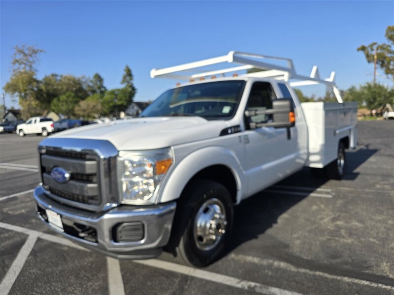 2015 Ford F-350 XL SuperCab 162-In DRW's photo