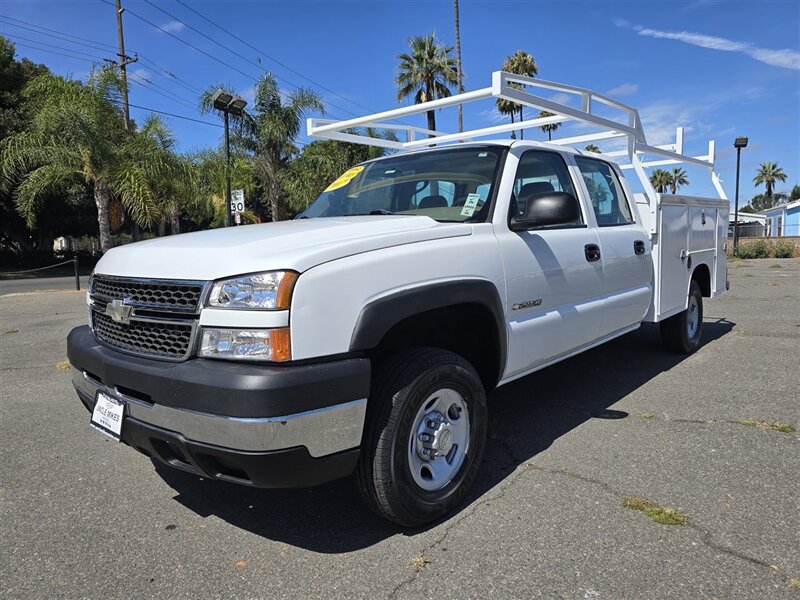 2007 Chevrolet 2500 LT1 UTILITY 6.0L GAS,ONLY 102K MILES!  