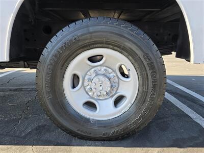 2007 Chevrolet 2500 LT1 UTILITY 6.0L GAS,ONLY 102K MILES!   - Photo 13 - Santa Ana, CA 92703
