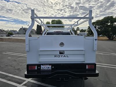 2022 Chevrolet 2500 Utility 6.6L Gas,4 new tires,8 ft encloseRoyal bed   - Photo 30 - Santa Ana, CA 92703