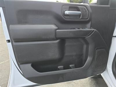 2022 Chevrolet 2500 Utility 6.6L Gas,4 new tires,8 ft encloseRoyal bed   - Photo 20 - Santa Ana, CA 92703