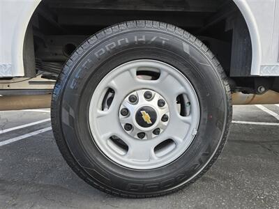 2022 Chevrolet 2500 Utility 6.6L Gas,4 new tires,8 ft encloseRoyal bed   - Photo 13 - Santa Ana, CA 92703