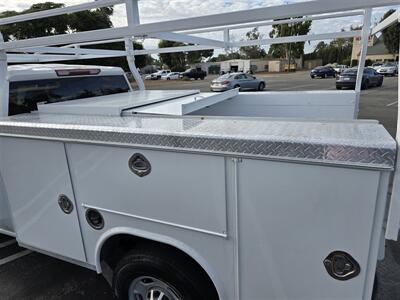 2022 Chevrolet 2500 Utility 6.6L Gas,4 new tires,8 ft encloseRoyal bed   - Photo 18 - Santa Ana, CA 92703