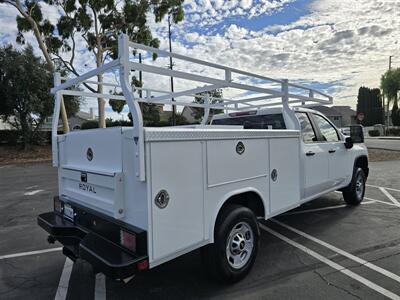 2022 Chevrolet 2500 Utility 6.6L Gas,4 new tires,8 ft encloseRoyal bed   - Photo 1 - Santa Ana, CA 92703