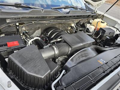 2022 Chevrolet 2500 Utility 6.6L Gas,4 new tires,8 ft encloseRoyal bed   - Photo 27 - Santa Ana, CA 92703