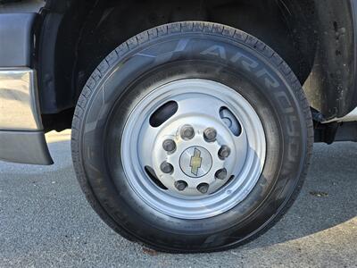 2003 Chevrolet 3500 UTILITY 6.0L GAS,11FT BED,LADDER RACK!   - Photo 16 - Santa Ana, CA 92703