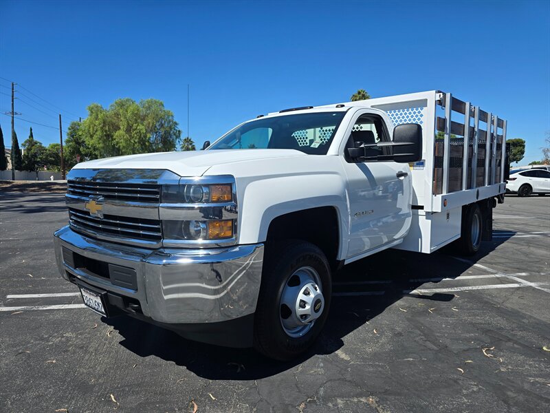 2017 Chevrolet Silverado 3500HD CC STAKE BED 6.0L,PWR LIF GATE.   - Photo 1 - Santa Ana, CA 92703