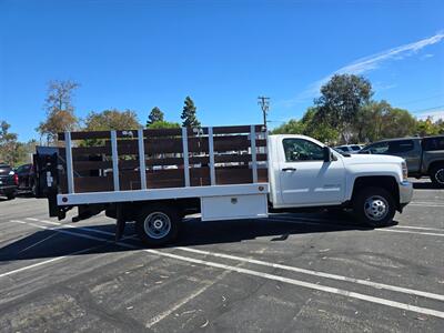2017 Chevrolet Silverado 3500HD CC STAKE BED 6.0L,PWR LIF GATE.   - Photo 4 - Santa Ana, CA 92703