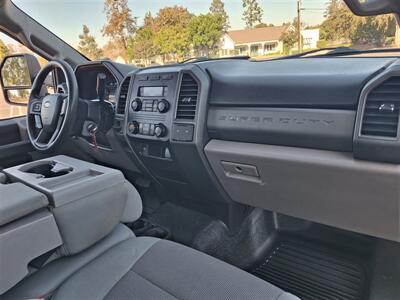 2018 Ford Commercial F-350 Super Duty XL   - Photo 15 - Santa Ana, CA 92703