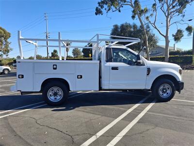 2018 Ford Commercial F-350 Super Duty XL   - Photo 4 - Santa Ana, CA 92703