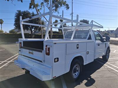 2018 Ford Commercial F-350 Super Duty XL   - Photo 5 - Santa Ana, CA 92703