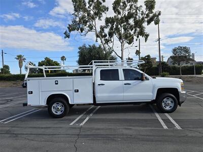 2019 Chevrolet Silverado 2500 HD Crew Ca LS  Utility 6.0L Gas,4x4,ladder rack! - Photo 4 - Santa Ana, CA 92703