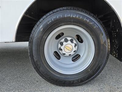 2021 Chevrolet Express 3500 PLUMBER VA,6.6L GAS,ONLY 62K MILES,  NEW TIRES! - Photo 17 - Santa Ana, CA 92703
