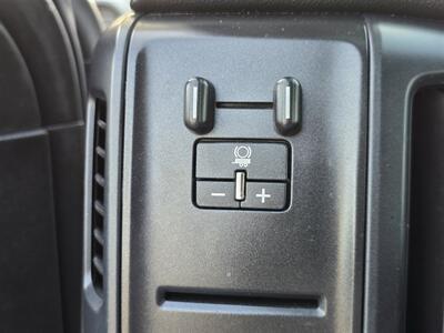 2019 Chevrolet Silverado 2500 HD UTILITY 6.0L Gas, ONLY 79K MILES!   - Photo 22 - Santa Ana, CA 92703