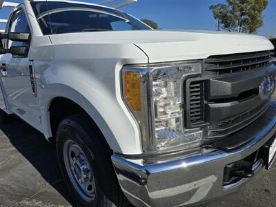 2017 Ford F-250 Super Duty XL UTILITY 6.2L GAS,ONLY 83K MILES! - Photo 23 - Santa Ana, CA 92703