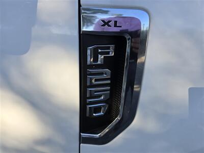 2017 Ford F-250 Super Duty XL UTILITY 6.2L GAS,ONLY 83K MILES! - Photo 19 - Santa Ana, CA 92703