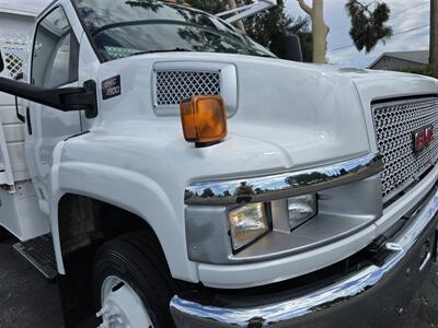 2006 GMC Medium Duty C4500 Service utility 8.1L V8 Gas, ONLY 56K MILES,ONE OWNER! - Photo 28 - Santa Ana, CA 92703