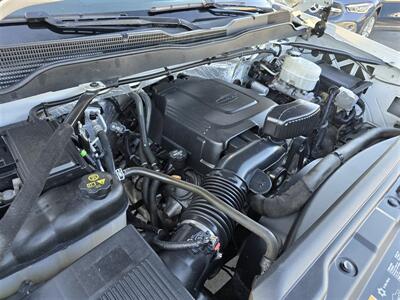 2016 Chevrolet 2500 work truck Utility 6.0L Gas,ONLY 79L MILES! - Photo 12 - Santa Ana, CA 92703