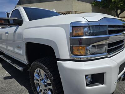 2019 Chevrolet Silverado 2500 High Country  4x4,pearl white color,4 new tires! - Photo 34 - Santa Ana, CA 92703