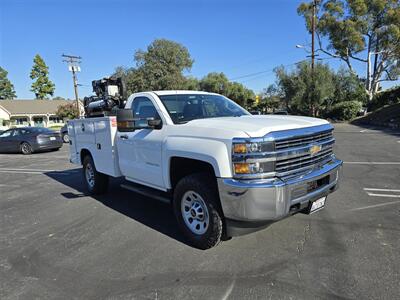 2018 Chevrolet Comm 2500 work truck,Utility,6.0L Gas,Air Compressor,  Power inverter,pull out bed tray! - Photo 27 - Santa Ana, CA 92703