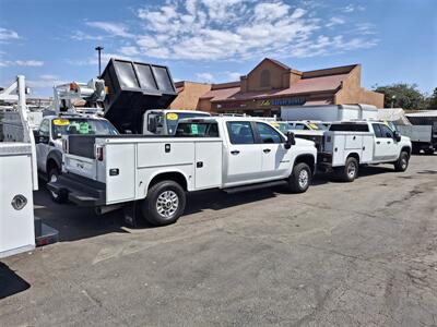 2022 Chevrolet Comm 2500 Work Truck   - Photo 4 - Santa Ana, CA 92703