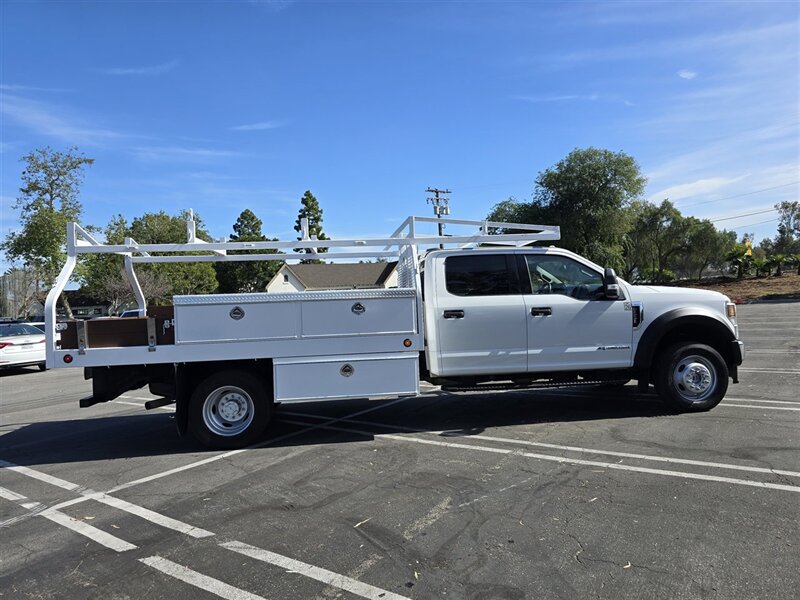 2020 Ford F-550 XLT CREW CAB  4X4,LADDER RACK! - Photo 1 - Santa Ana, CA 92703