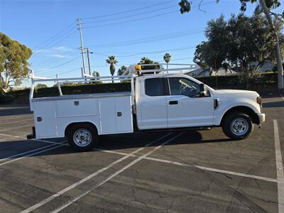2020 Ford Commercial F250 Super Duty Utility 6.2L Gas,Ladder rack,new tires! - Photo 4 - Santa Ana, CA 92703